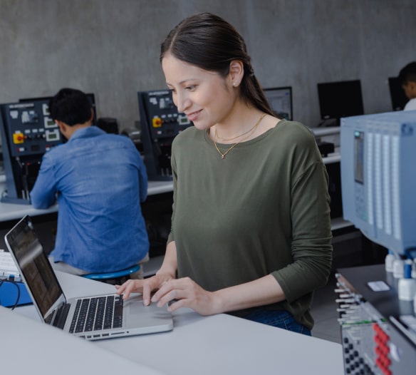 Tecnología como núcleo de sus carreras
