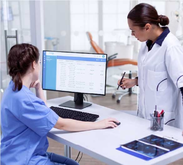 Espacios de aprendizaje práctico: Taller de Actividades Farmacéuticas, Laboratorio de Farmacia, Hospital Simulado y más.